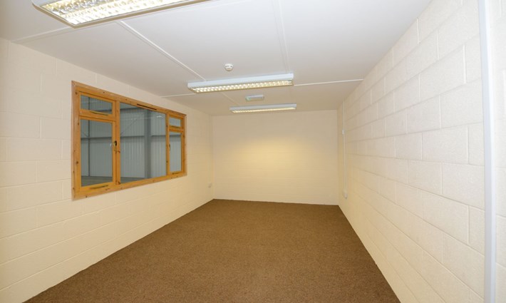 Birch Park Unit B Back Office.JPG.jpg