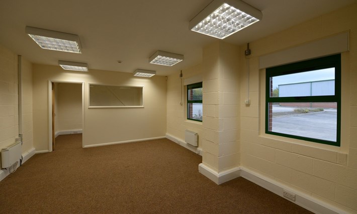 Birch Park Unit B Front Office.JPG.jpg