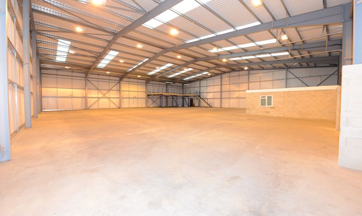 Birch Park Unit C - Warehouse area.JPG.jpg